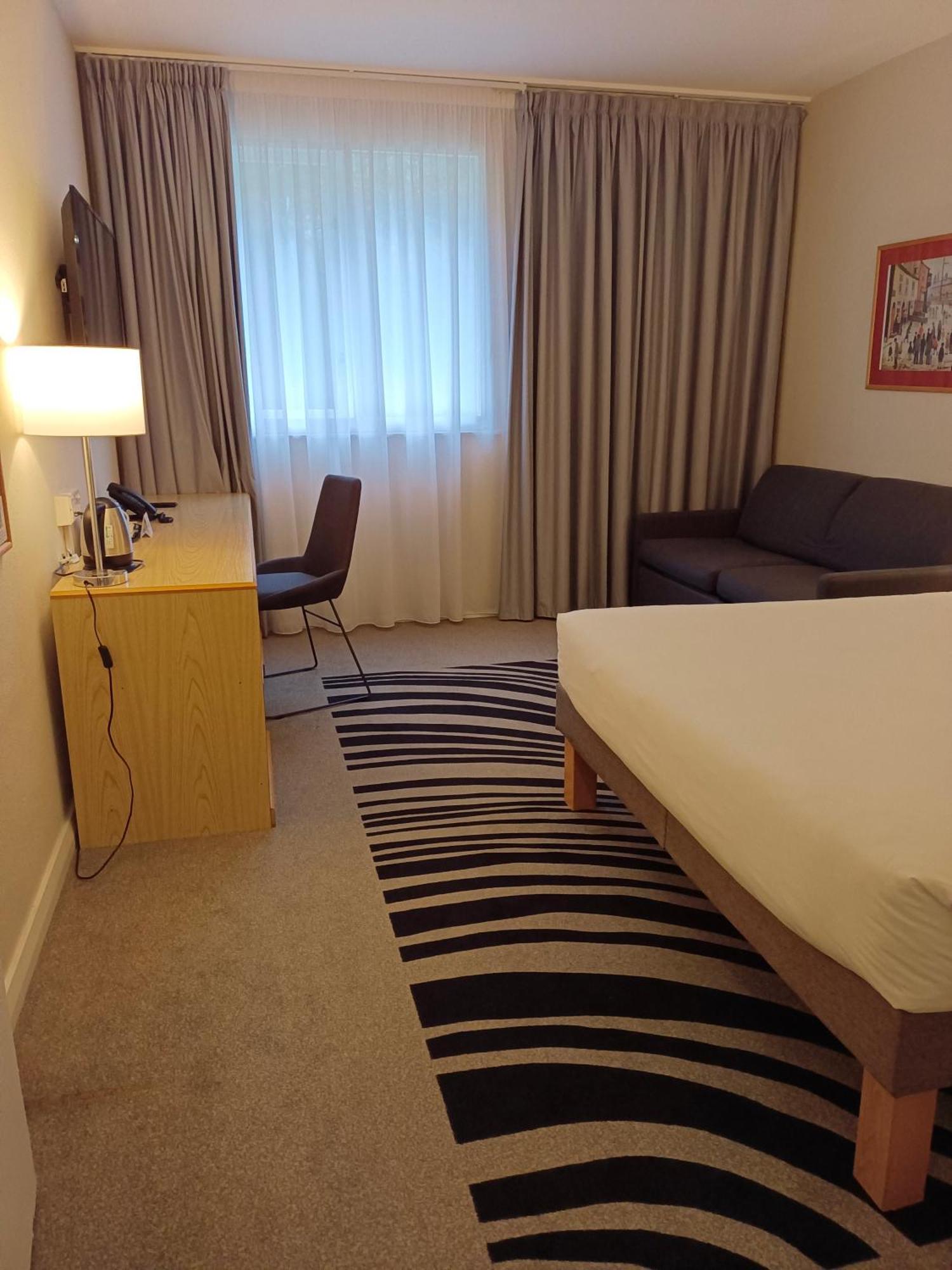 Novotel Manchester West Worsley Eksteriør bilde